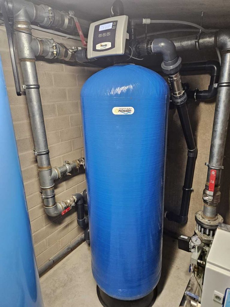 descalcificador comunitario con valvula clack