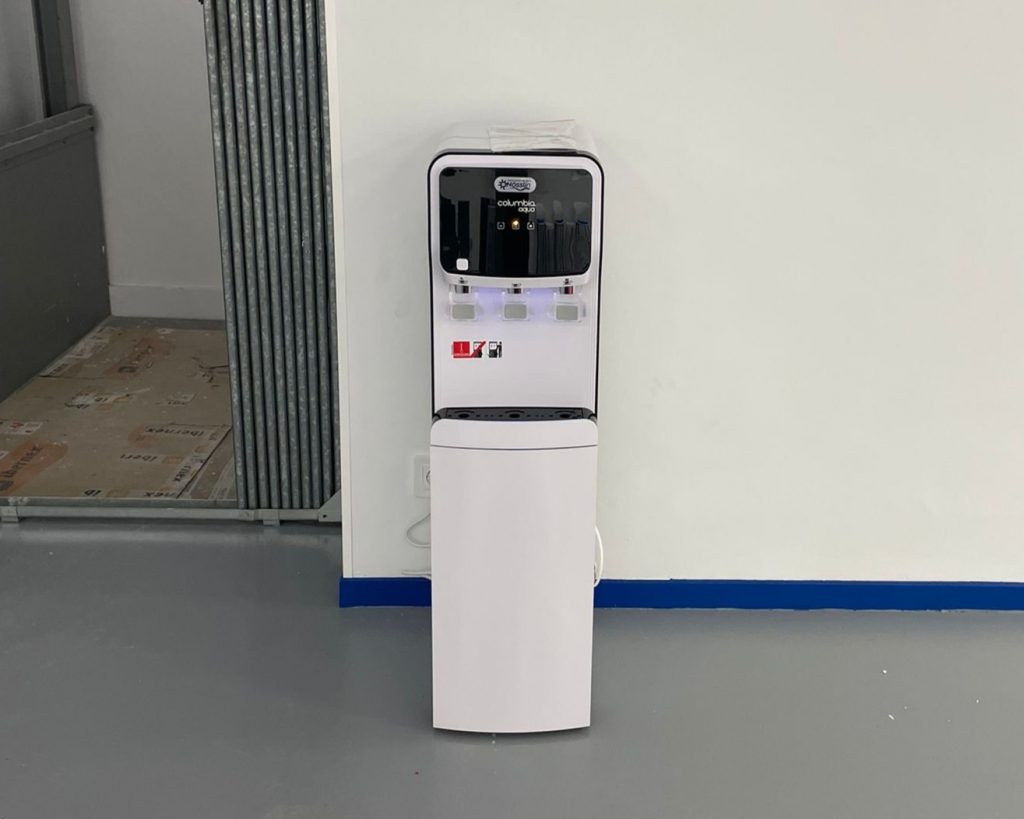 instalación fuente de ultrafiltración empresa tecnológica